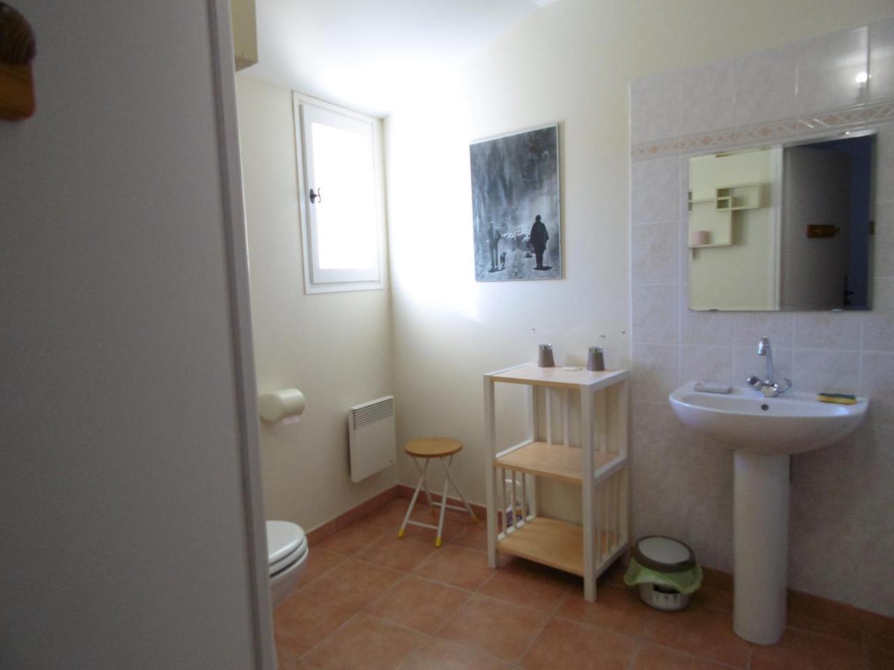 Bed and Breakfast La Ferme De Valauris Sisteron Exterior foto